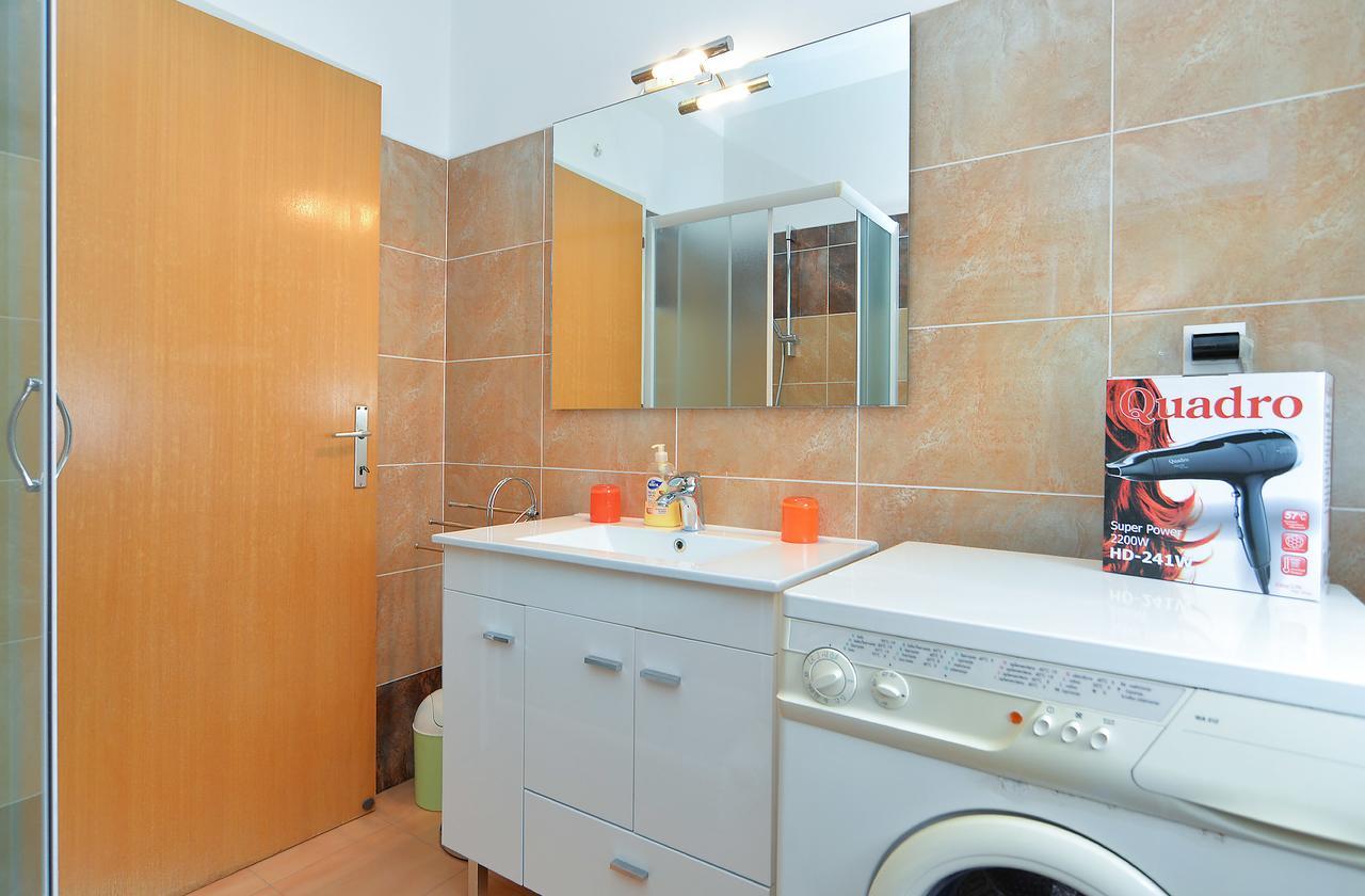 Apartment & Room Tanja 1552 Pula Dış mekan fotoğraf